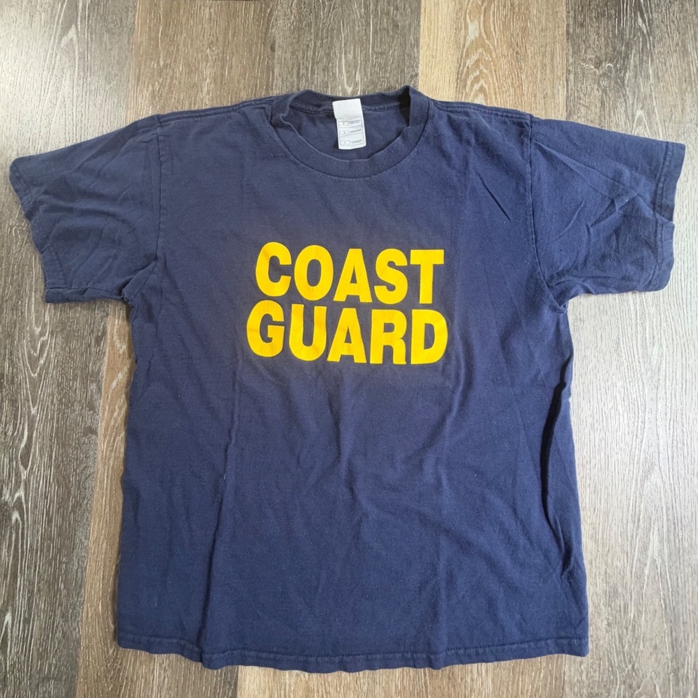 Fruit of the Loom Coast Guard T-Shirt Mens Large Blue Yellow Graphic Tee